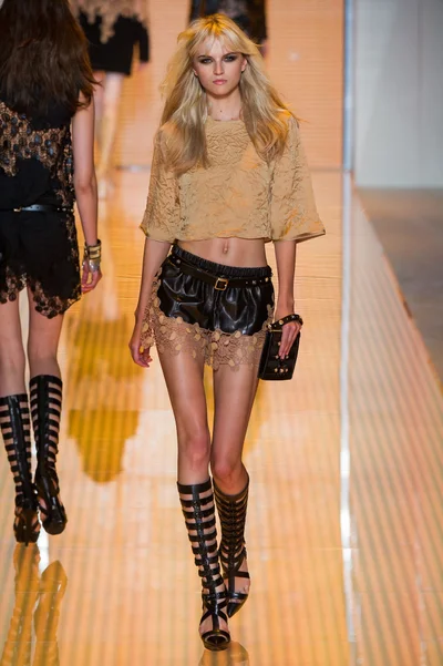 Look 6